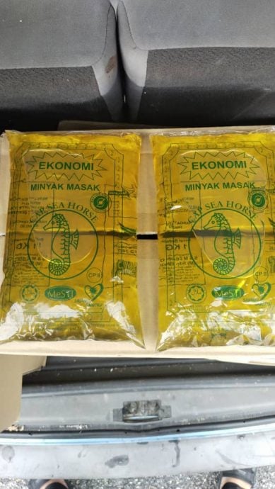 柔：车内藏85包津贴食用油，35岁外籍男子被警扣查