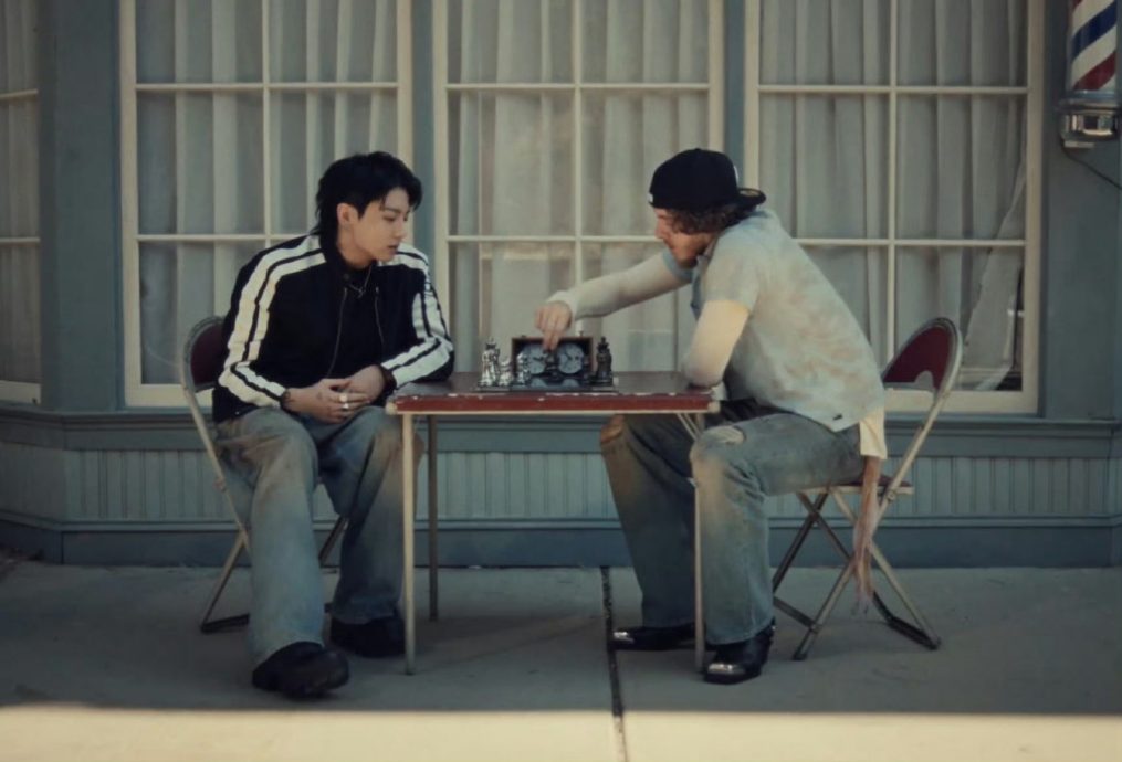 柾国@BTS家中亲密视频流出？ 疑爆新恋情粉丝怒抓疑点