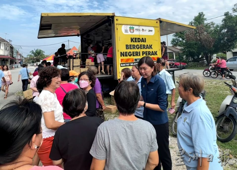 流动爱心促销反应热 鸡肉白米早卖光