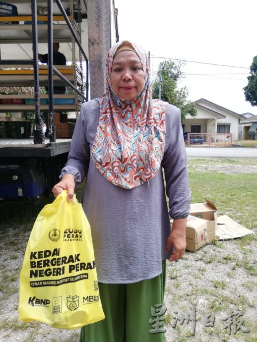 流动爱心促销反应热 鸡肉白米早卖光