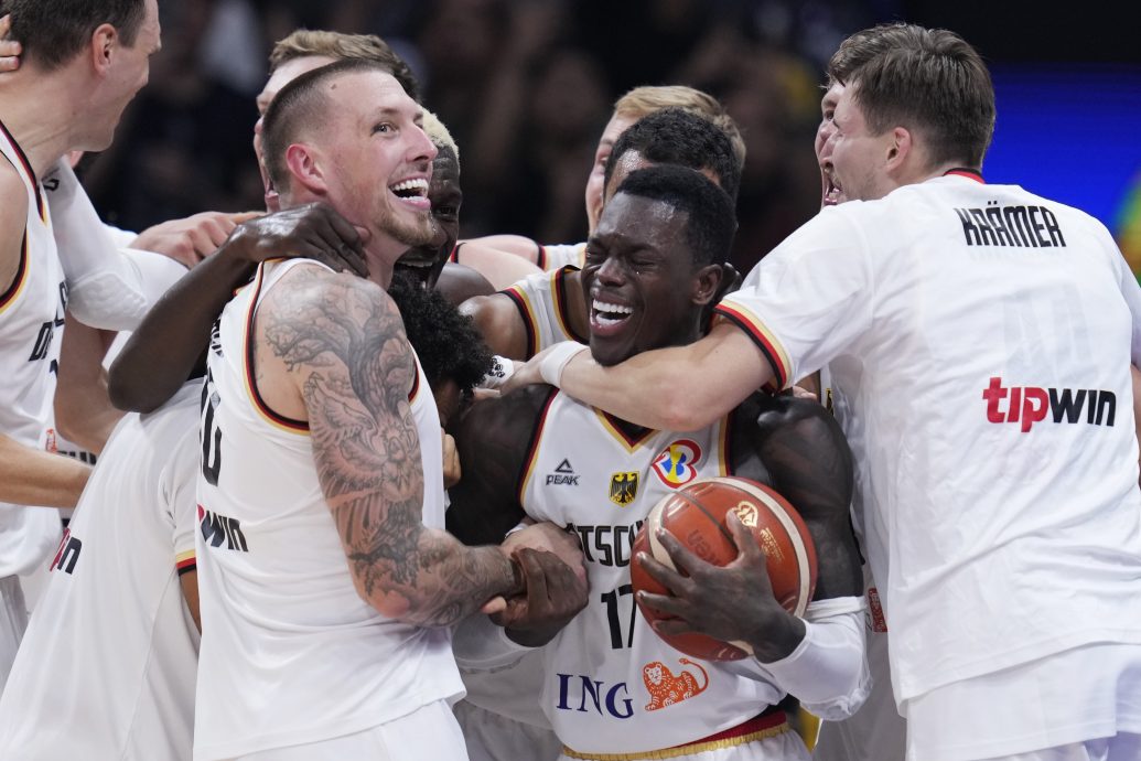 男篮世界杯|8战全胜首登世界之巅  德国强势崛起