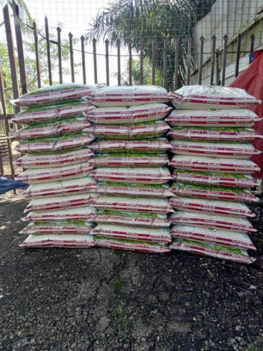 碎米涨涨涨，狗吃贵米，浪浪庇护所大喊吃不消！