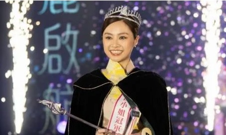 美姐雷欣蕙涉嫌校园霸凌风波 | 主持人黄若熙自爆也曾被霸凌 “同学嘲笑我的妓女，是父母赚钱工具”