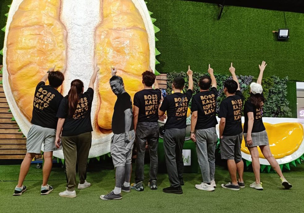 群星泪忆张咏华 温绍平：登山时必特别思念