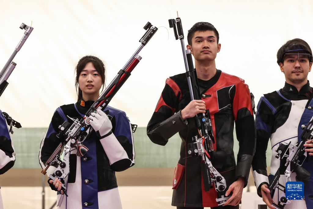 联手称霸射击10米气步枪混合团体  盛李豪双金黄雨婷三冠王