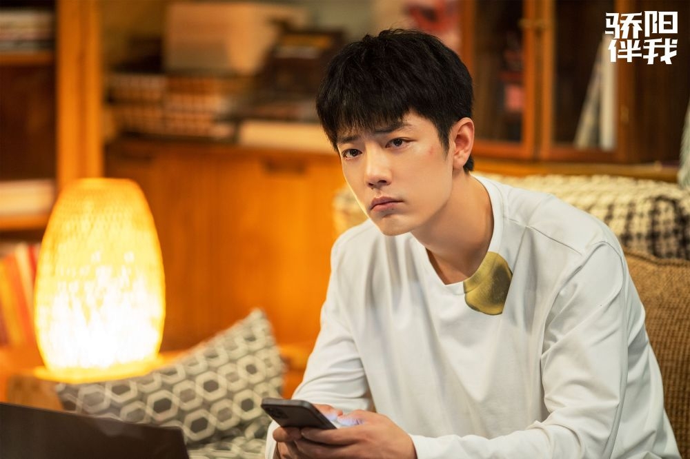 肖战2招杜绝狗仔跟踪 全归功机警司机