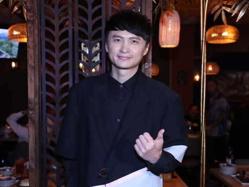 艾怡良金曲奖喊错人 新歌将合作陈建玮