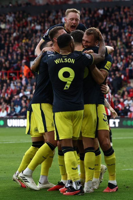 英联赛杯第3圈|挟7连胜势头犯境 曼市放眼射落喜鹊