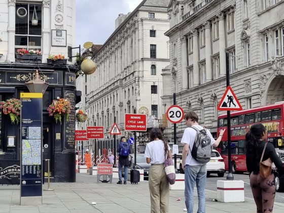 草稿筑迹/限速30km/h——减少对开车的依赖,让城市社区越来越友善
