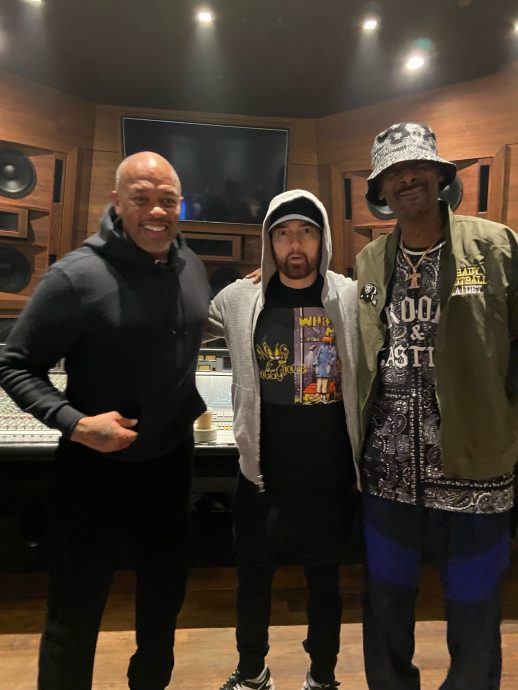 被疯传车祸逝世17年 伊米能是复制人?