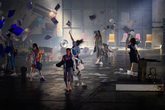 西北孤鸟／仓库里的奇思妙想──雅俗共赏的《归城记》