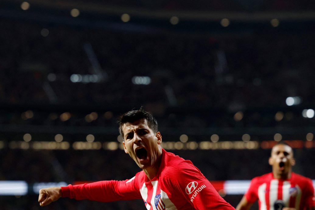  西甲|莫拉塔梅开二度“弑旧主”  皇马德比战不败金身被破