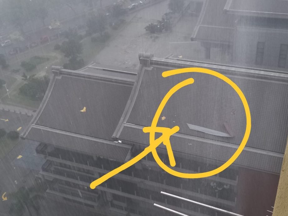 视频|暴风雨掀刮公寓屋顶 碎片掉在静思堂屋顶