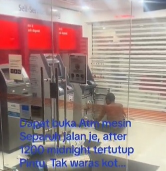 视频|男子闯入银行提款室捣乱 轻易开提款机引哗然