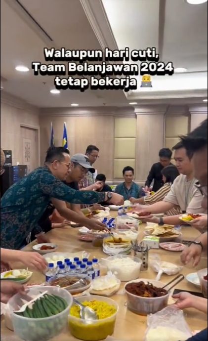 财政部官员假期工作准备财案 沈志强犒赏扁担饭