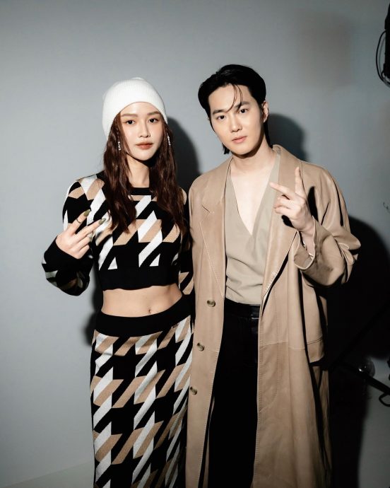 贴身同框耳语李敏镐 大马网红惹火男神粉丝