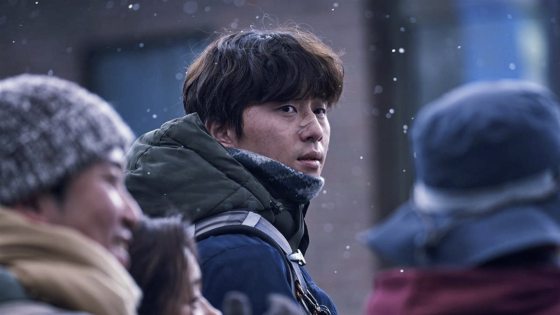 费比安/《乌托邦浩劫》平平无奇灾难片