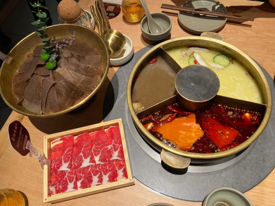 连锁火锅店羊肉含鸭 始创人子直播道歉料赔大钱