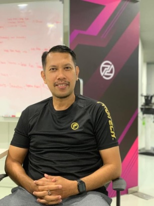 遭诉诽谤向吴志强道歉 罗斯林羽总庭外和解