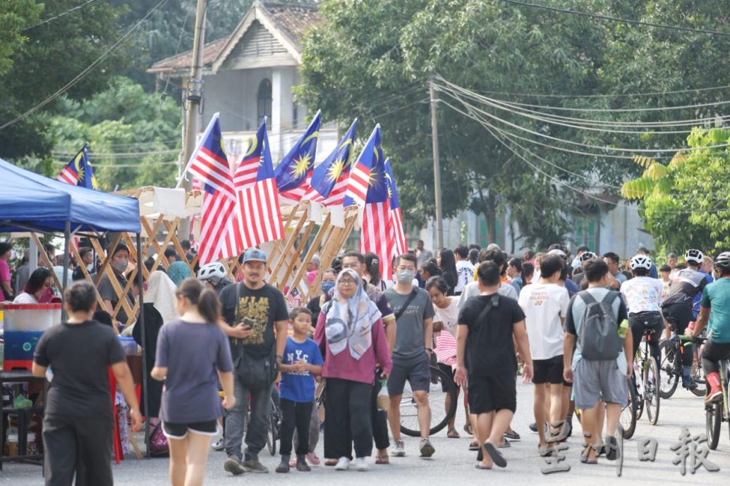 重温甲板老风光 916甲板好热闹