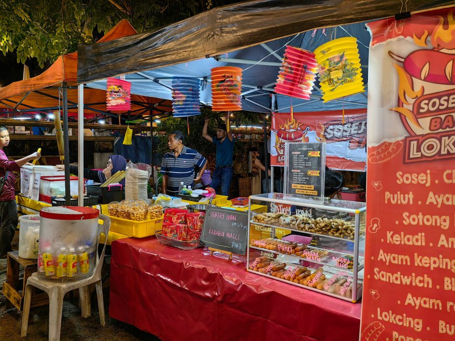 长江白KOPI茶铺“情满中华,与您同乐”中华文化庆典闹哄哄