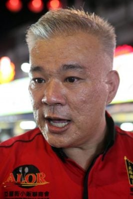 阿罗街快闪演奏表演 管弦乐奏响护河意识