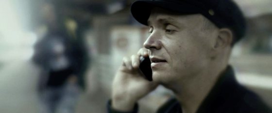 陈头头／《The Blind Man Who Did Not Want to See Titanic》看不见世界、看不见自己，但我看见你独居盲男