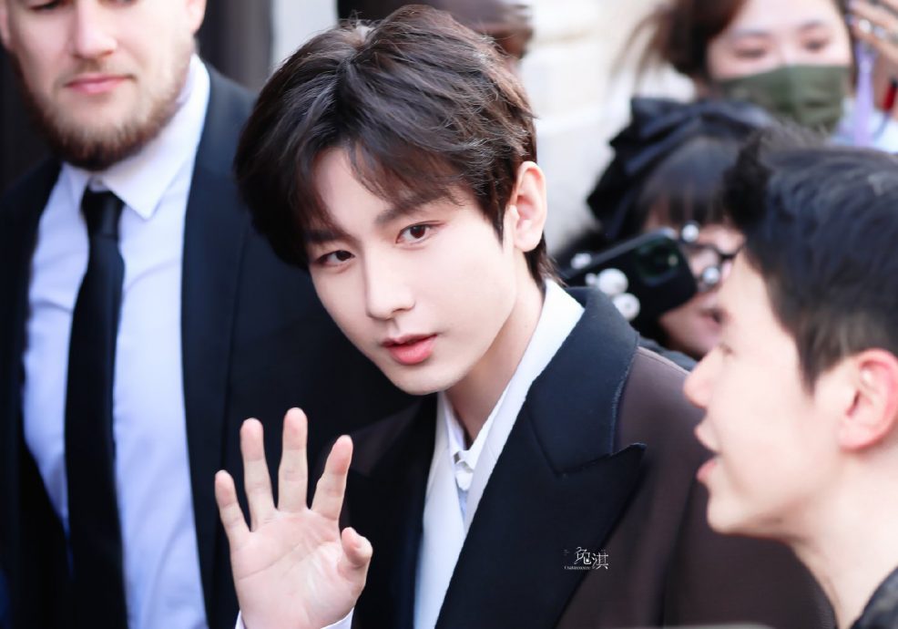 陷包养嫖娼出轨丑闻 成毅任嘉伦发声辟谣