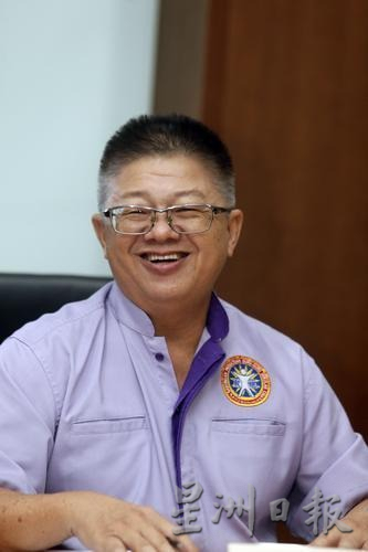 隆市多名老师被调职求助 王仕发:即将退休老师也被调!