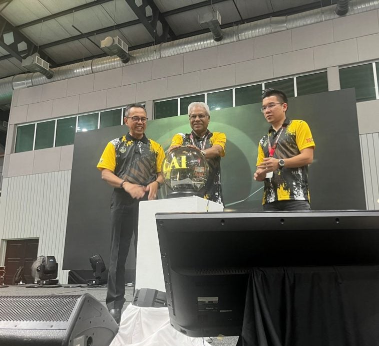 霹02/西华尼申:将推动TVET 提高就业机会待遇