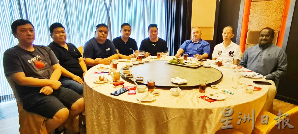 霹电讯公会 10.12庆21周年晚宴