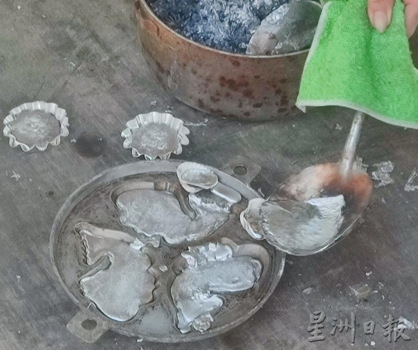 霹:封底补它的诞生qr