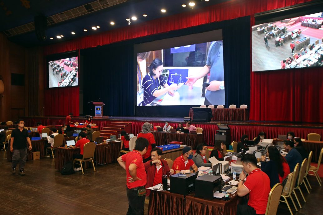 马华中央党选 / 投票率达55.93%