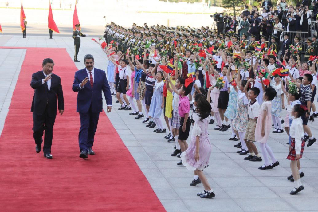 马杜罗：“很快”将送首个委内瑞拉人登月