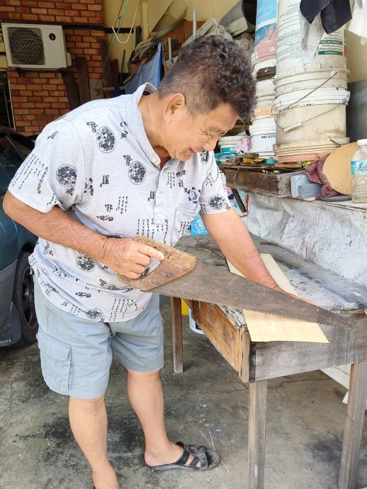 (刊期9月2日)有故事的人 / “装修佬”见证建筑装修业兴与衰