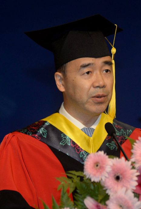 张宗益:厦大大马分校毕业礼