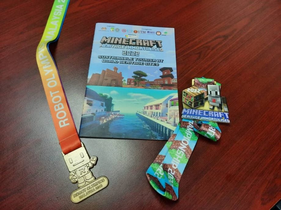 （古城封底主文） 乐活//中六老师彭育钰以《我的世界》Minecraft 创建游戏，带动文化遗产数字化