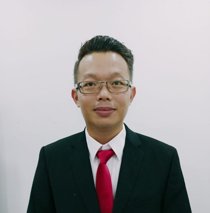 (古城封面主文)历史广场成为官方活动地点,市议会逐步美化及提升设施吸引更多人前往