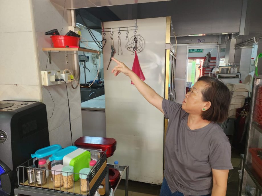 (古城封面主文)王金辉路至少3店面被盗窃,小偷团伙惯犯带走证据画面,商家损失惨重