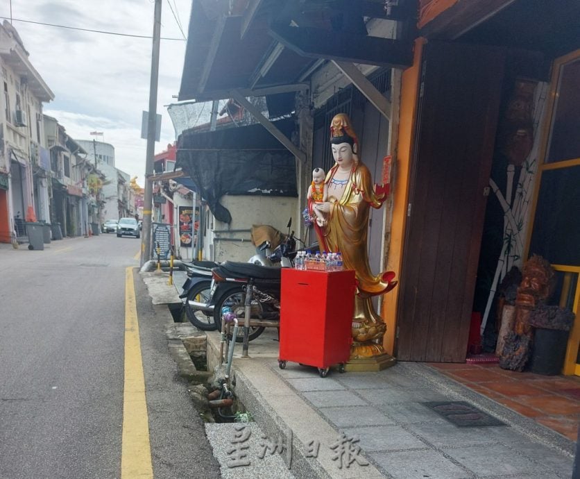(古城封面主文)送子观音又再出现让人添油