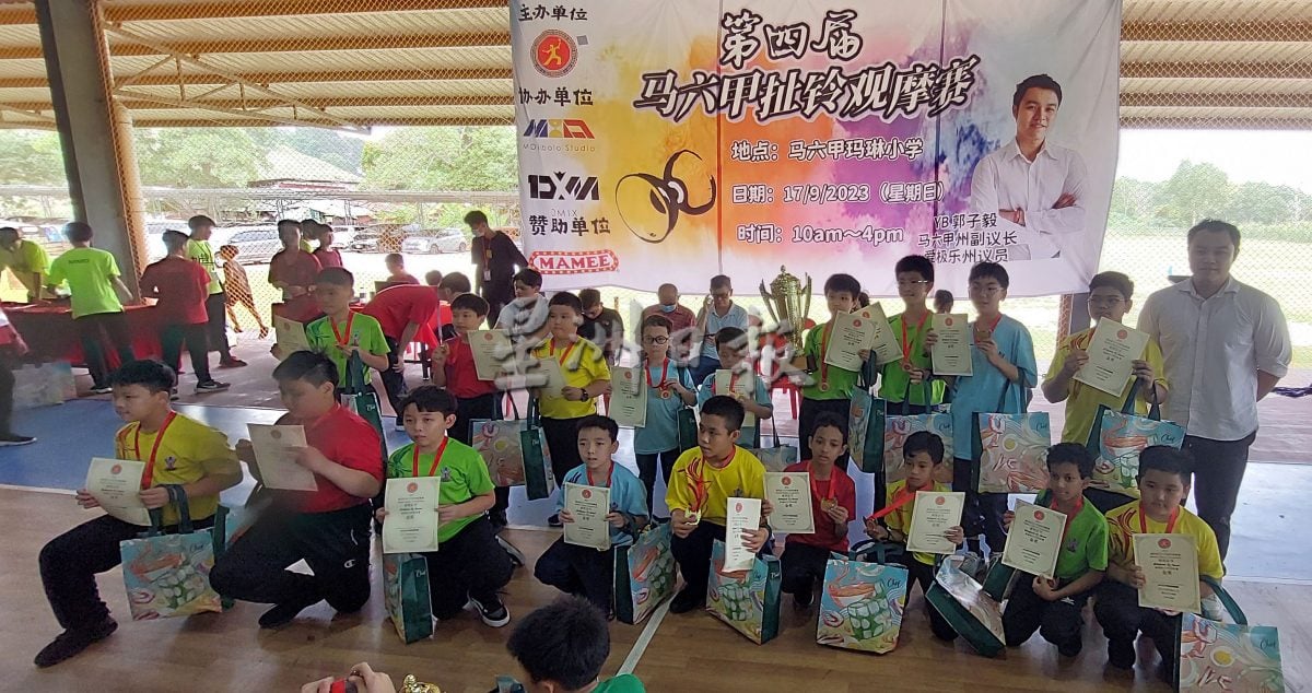 （古城版）郭子毅将协助向教部申请将扯铃正式纳入学校课外活动