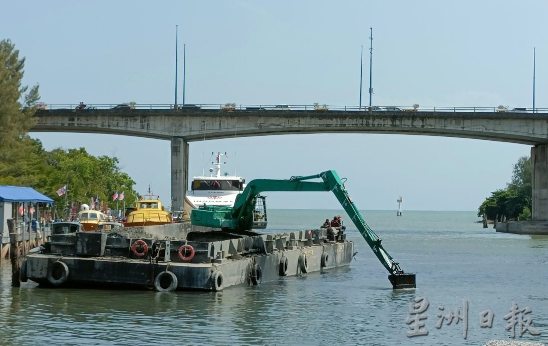 首长:鼓励增加印尼渡轮班次至每日4趟