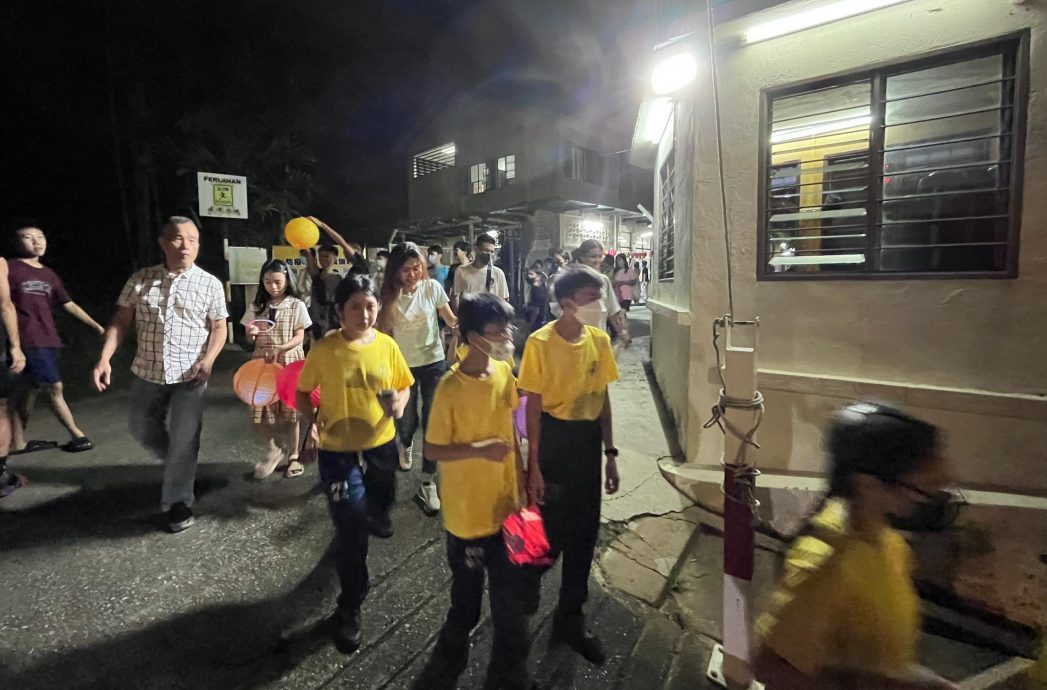 (古城第六版主文)培三小学中秋嘉年华