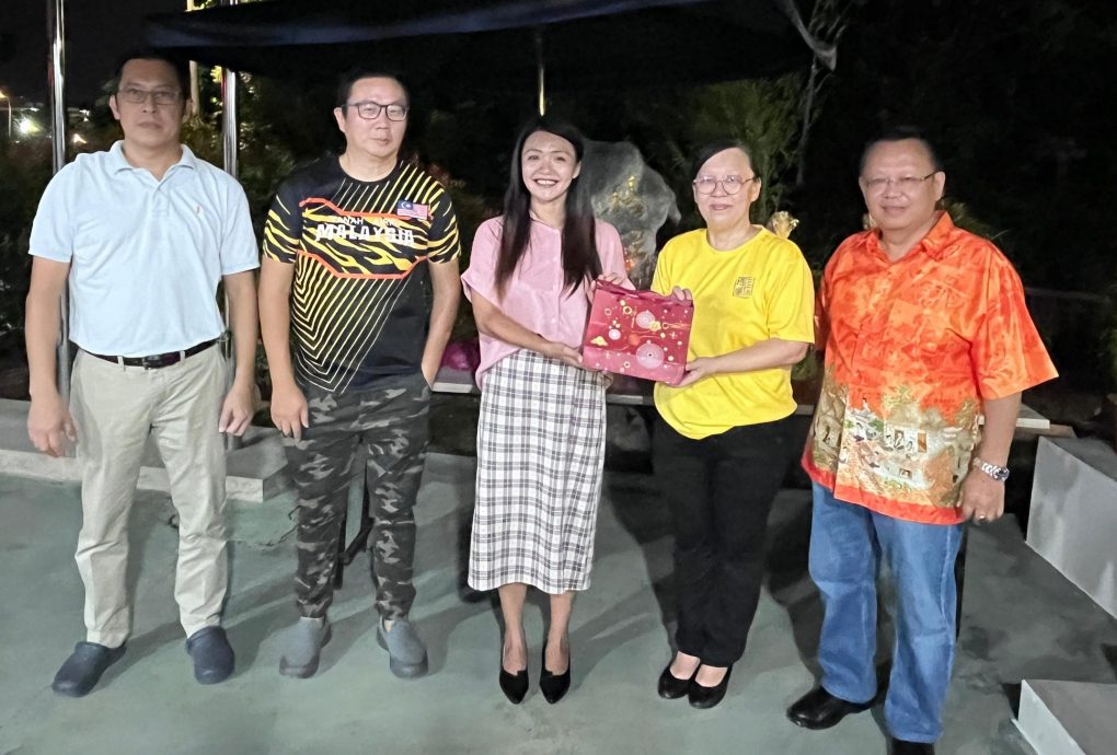 (古城第六版主文)培三小学中秋嘉年华