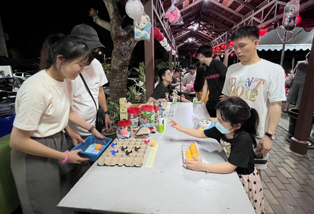 (古城第六版主文)培三小学中秋嘉年华