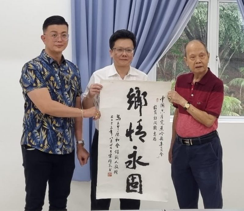 (古城第十版主文)梅州市焦岭县招商拜访团参观甲应和会馆