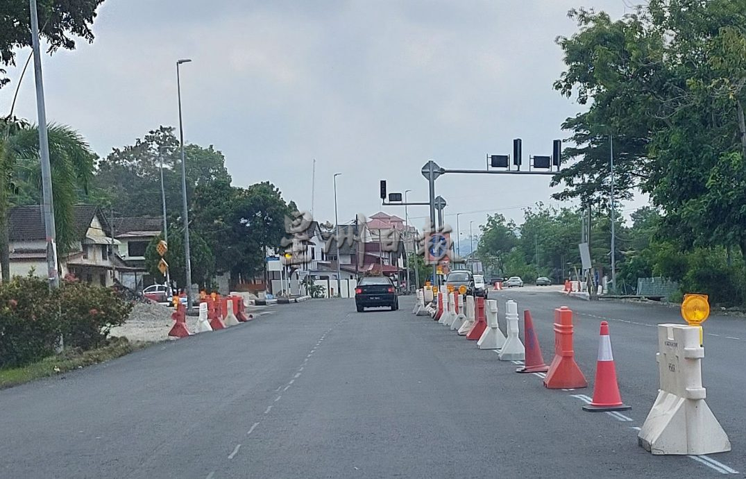 （古城第四版主文）交通圈工程右转士马木方向暂时关闭