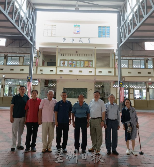 (古城第四版主文)成功大学教授拜访育中·欢迎学生来深造