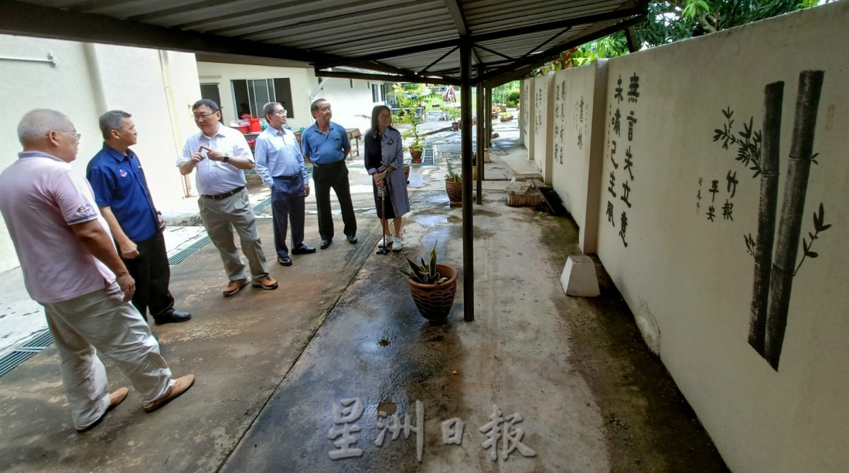 (古城第四版主文)成功大学教授拜访育中·欢迎学生来深造