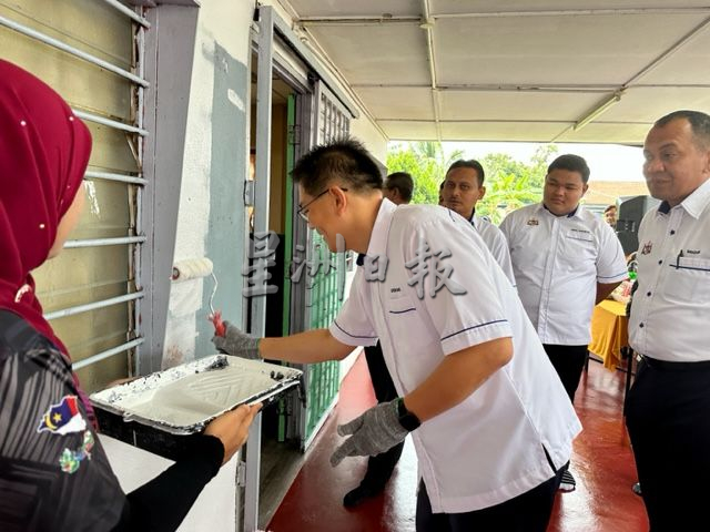 (古城)市厅“爱心房屋修膳计划”